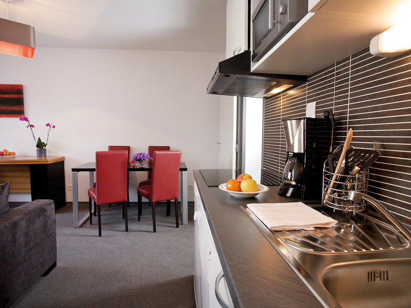 Lagrange Apart'Hotel Strasbourg Wilson Exteriör bild